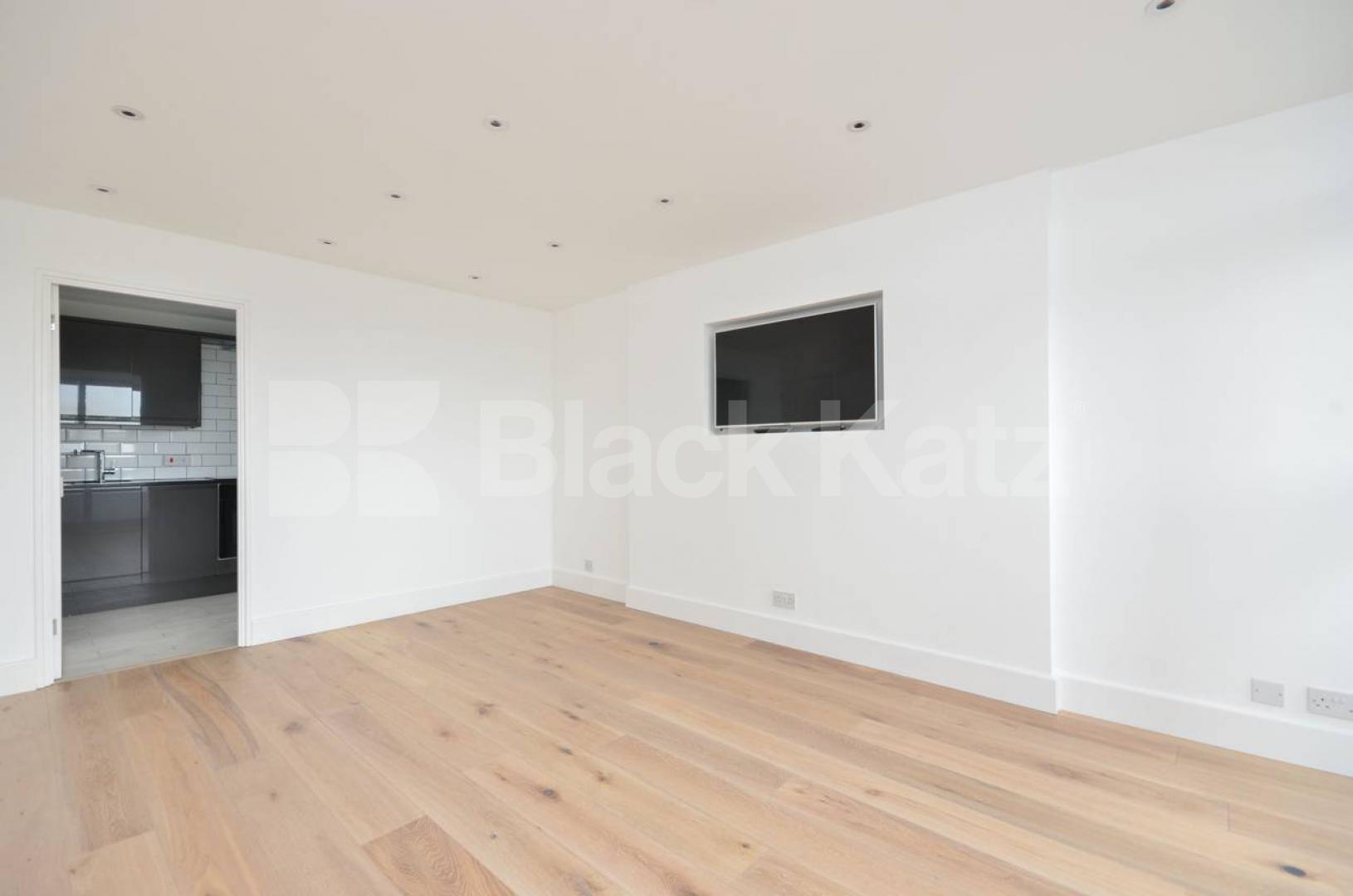 			New Instruction, 3 Bedroom, 1 bath, 1 reception Flat			 Daling Way, Victoria Park